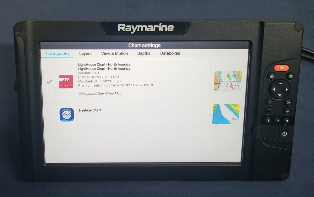 Raymarine Element 12 Chartplotter Fishfinder E70536 w/Lighthouse Premium Charts!