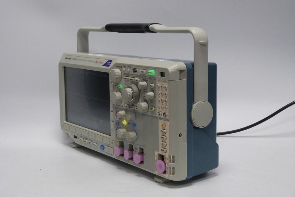 TEKTRONIX - MDO3012