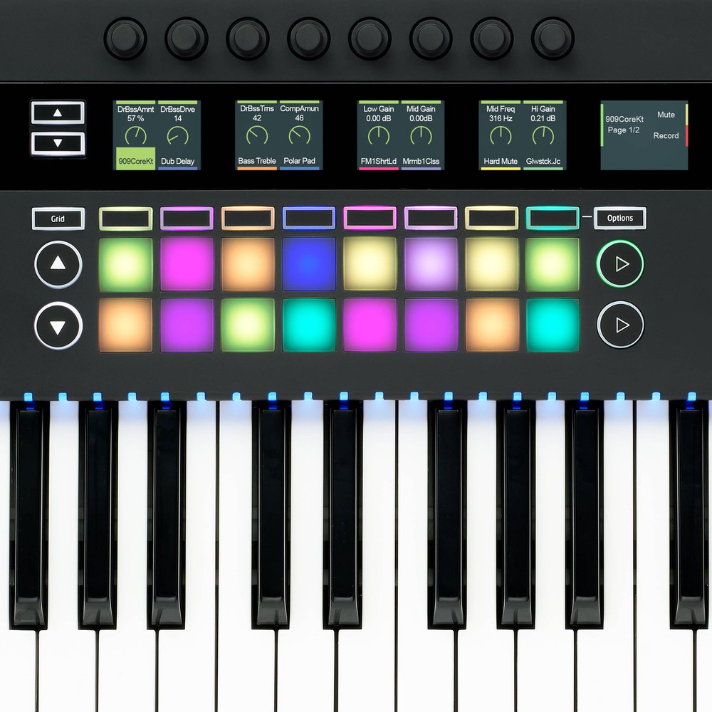Novation SL MkIII MIDI & CV Keyboard Controller with Sequencer, 61-Note Keyboard