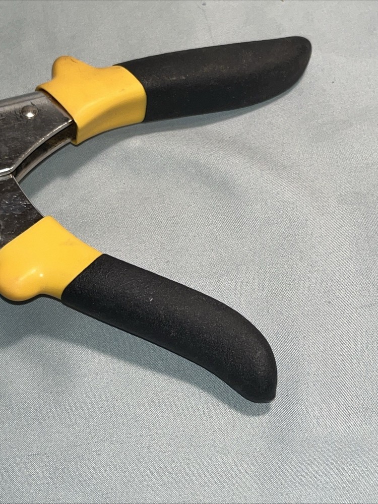 Adjustable Multi-Angle Miter Shears - Safe Cutting for Plastic, PVC & Trim Work