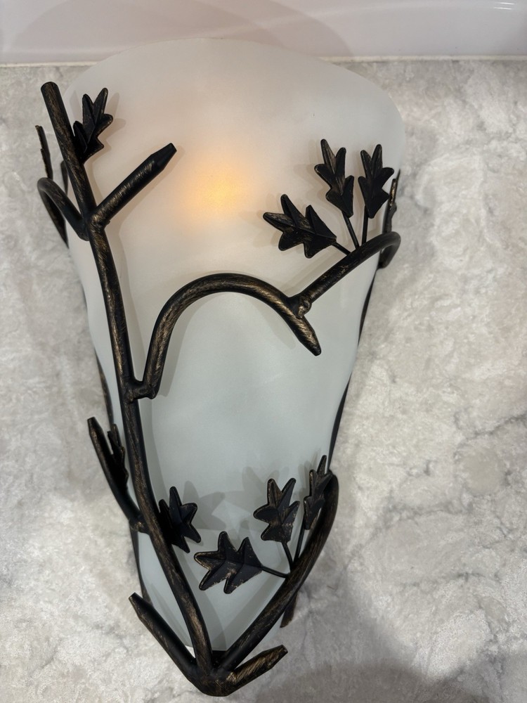Metal Leaf Wall Sconce Battery Operated