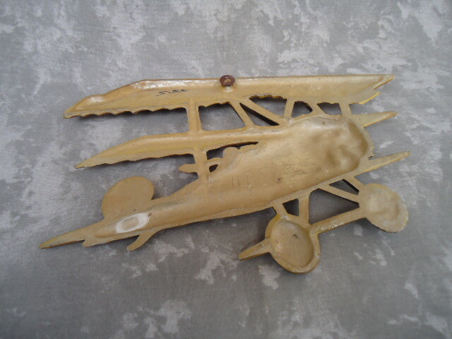 HOMCO TRIPLANE WALL DECOR - DIECAST - 1975