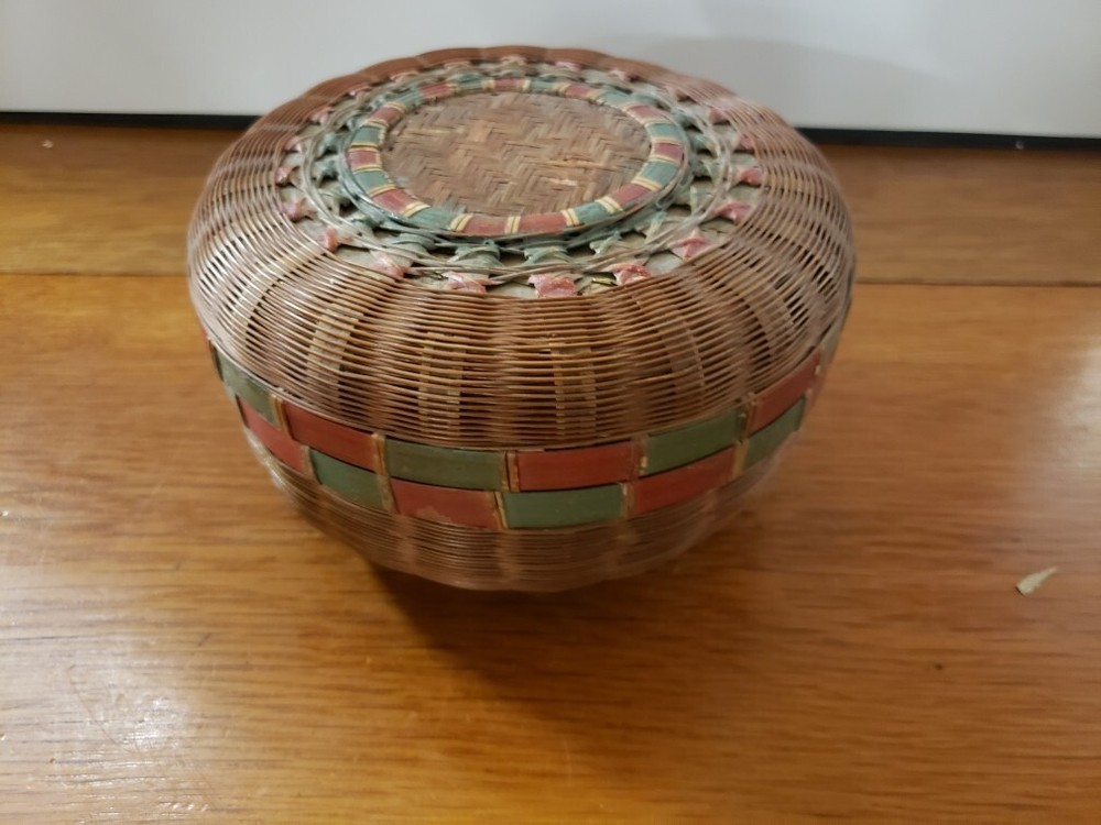 Circa 1930s/1940s Woven Wicker Lidded Sewing Basket