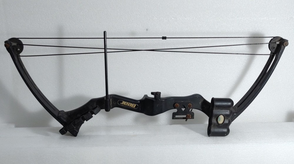 Bear Compound Bow 27" Compact