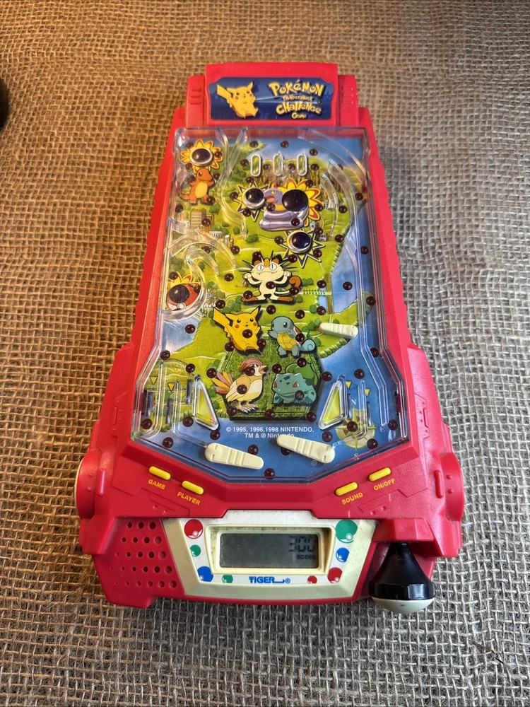 1999 POKEMON Thundershock Challenge Game PINBALL NINTENDO Tiger Electronics T1