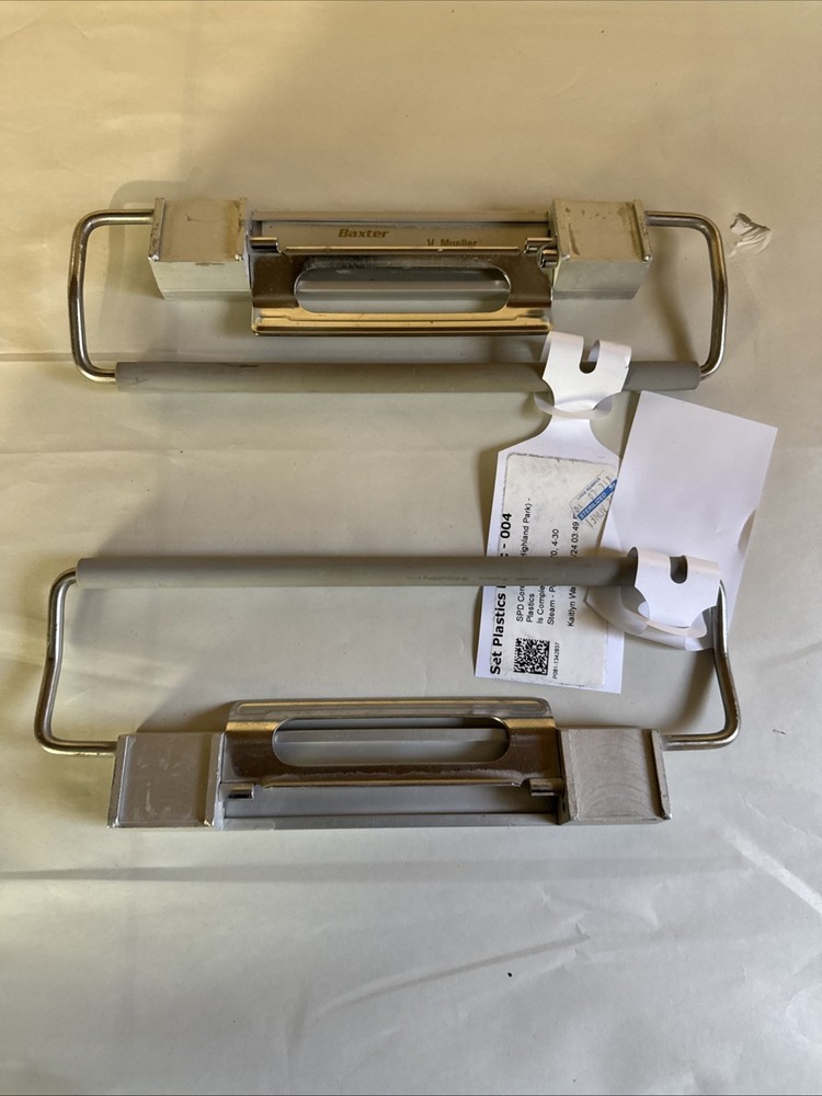 Handle. Side Handle. 2. Baxter V. Mueller Genesis Instruments Sterilization Case