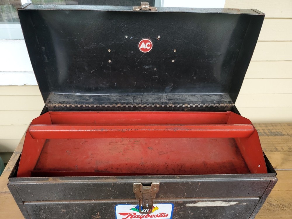 Penncraft Metal Toolbox With Red Shelf Model 3003 Plus Tools Hammers More
