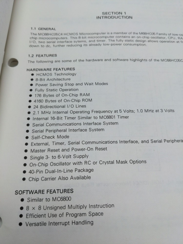 MOTOROLA MC68HC05C4 Semiconductor Chip Advance Information Reference Guide 1983