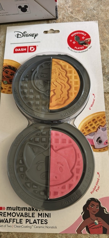 Disney Dash Mickey & Friends MultiMaker Mini Waffle Maker System + Xtra Plates