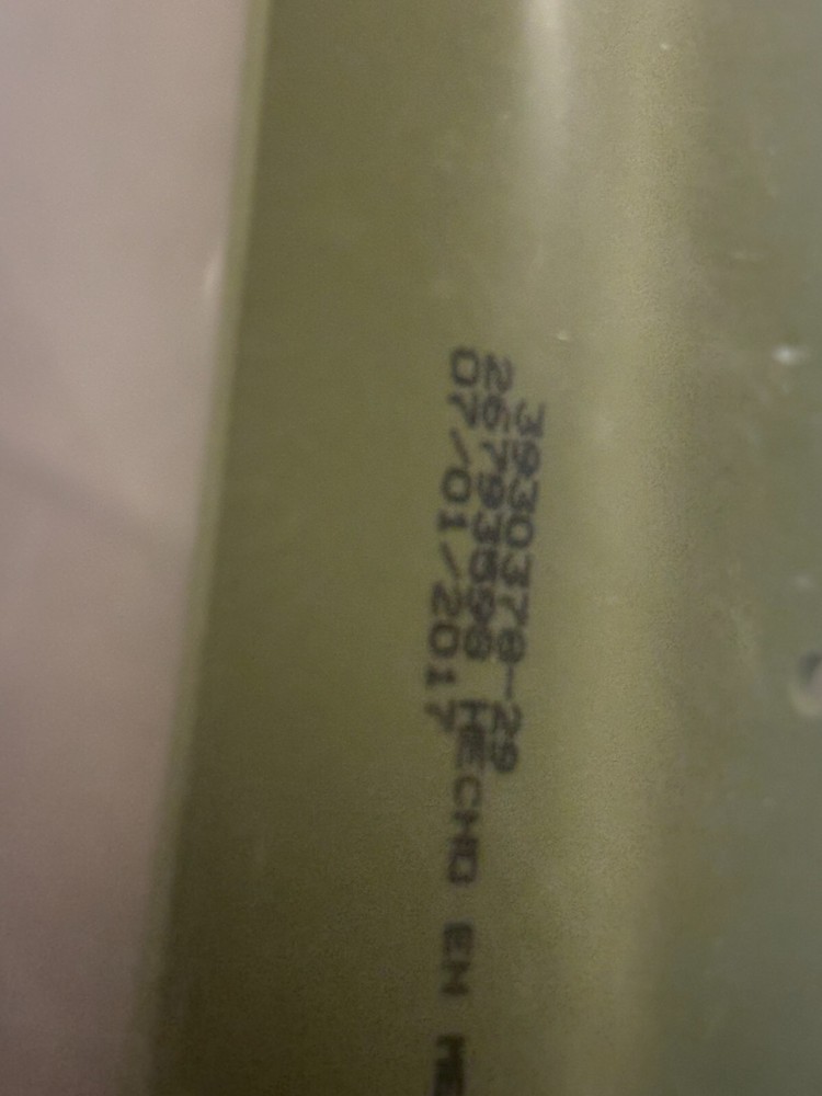 3930378-29 BRACKET YOKE LH