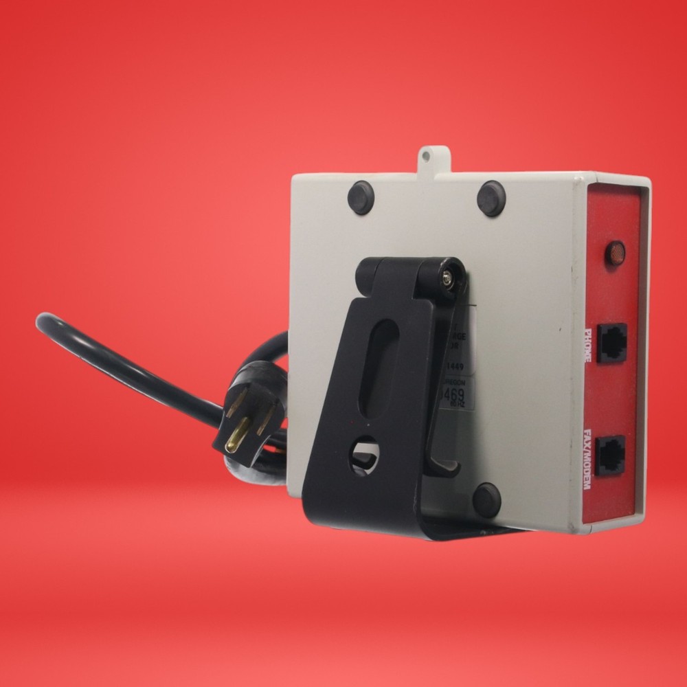 IKON Office Solutions TES 8C Power Filter & Surge Suppressor - Clean Power
