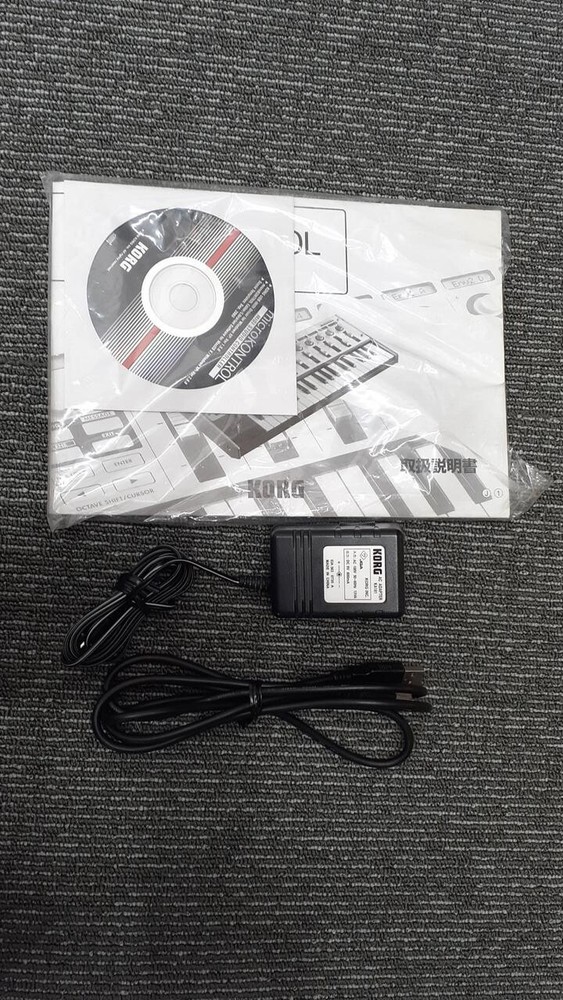 KORG MC-1 MIDI keyboard micro midi controller keyboard