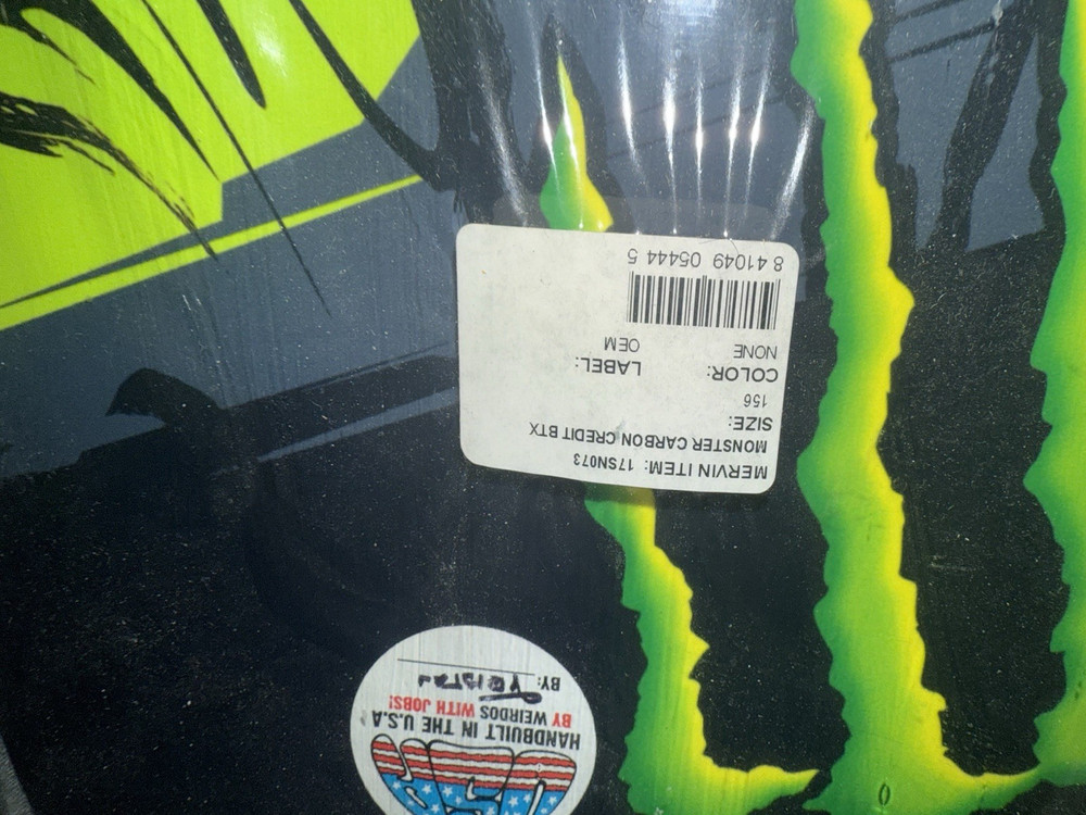 GNU Unreal Snowboarding 156 cm Snowboard Black Green 2x4 Mount Pattern