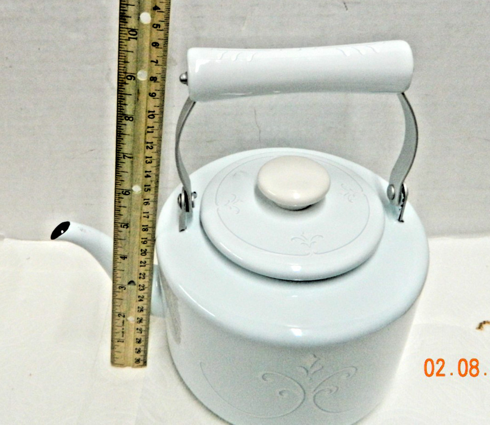 LENOX WHITE SWIRL DESIGN ENAMEL TEAKETTLE WITH TAG