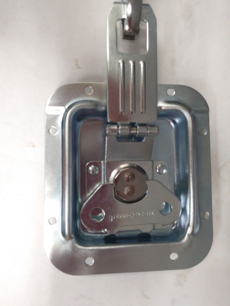 Penn Elcom 2000 Large Valance Spanning Overlatch For Road Case