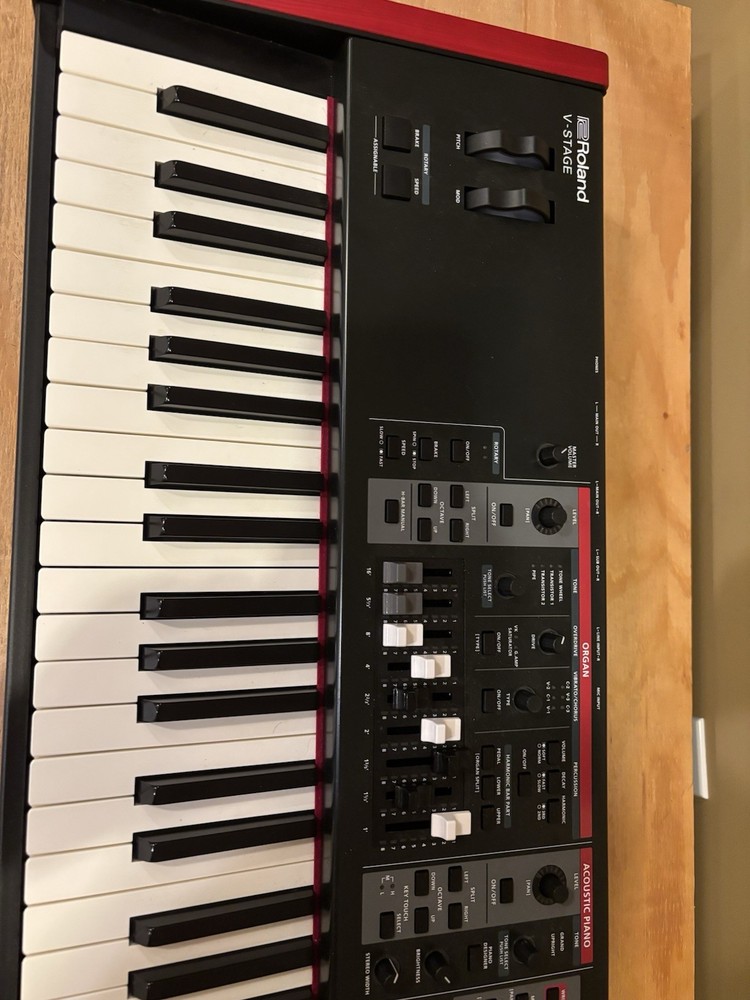 Roland Vstage 88 Note Digital Keyboard W/ 5 Separate Tone Controls