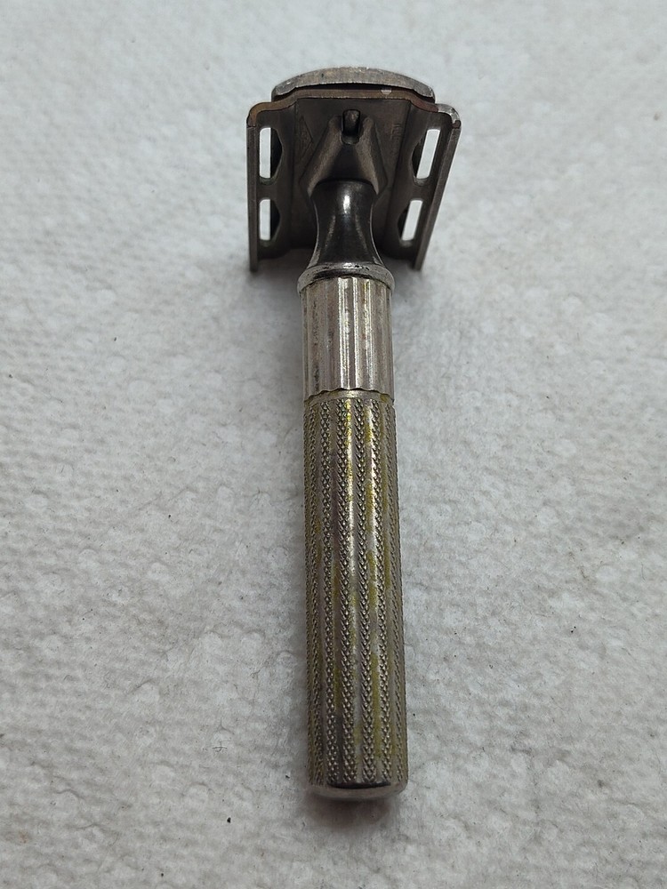 Vintage Original 1940's Gillette Tech Razor No Date Code