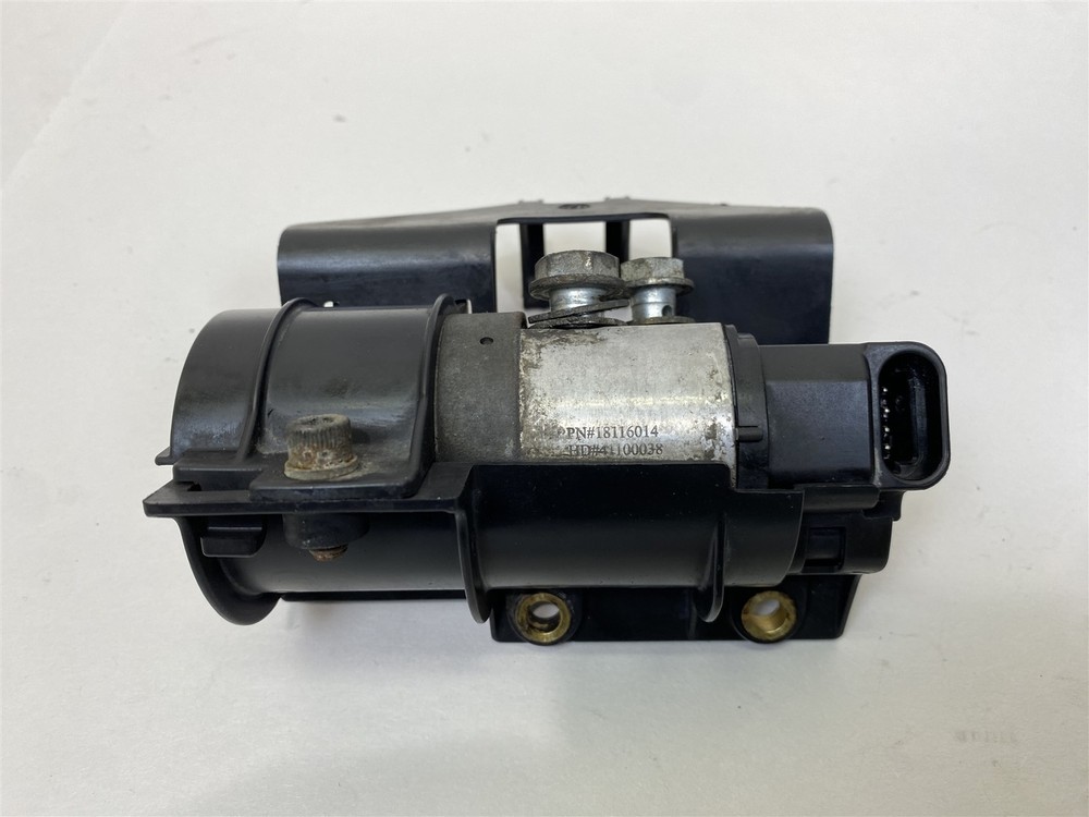 Harley-Davidson 2016 Softail Heritage Rear ABS Pump Control Module 41100037A
