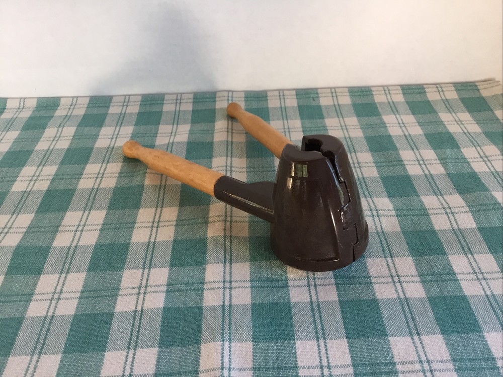 Vtg Wood Handle Brown Metal Cone Shaped Nut Cracker Walnuts Pecans 7” Long EUC