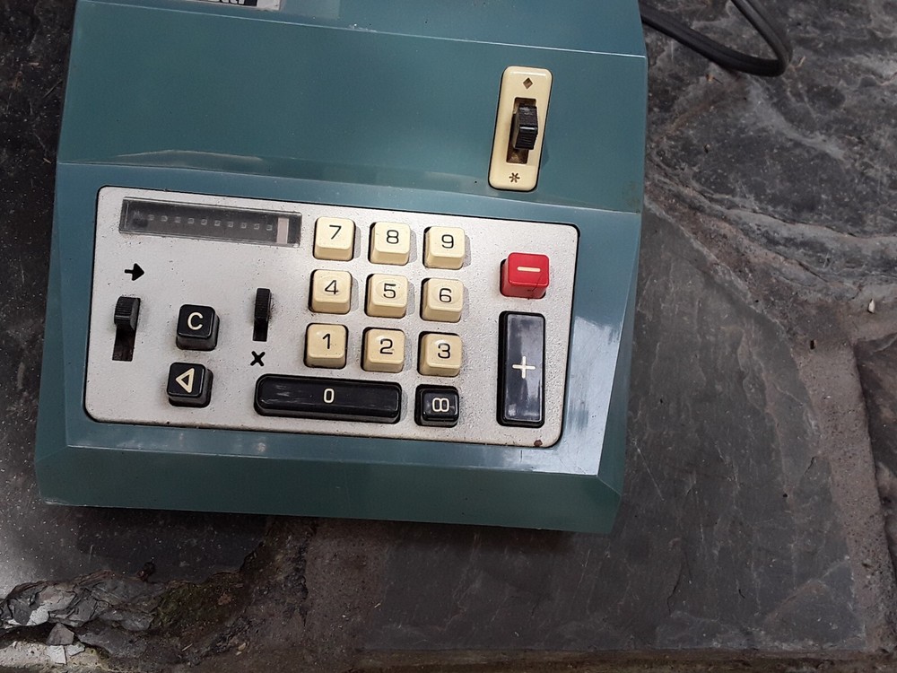 olivetti adding machine