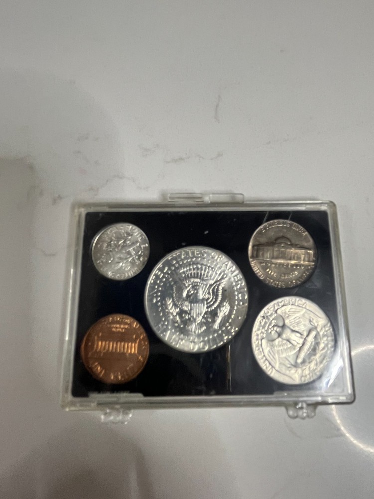 1964 D Coin Mint set in case