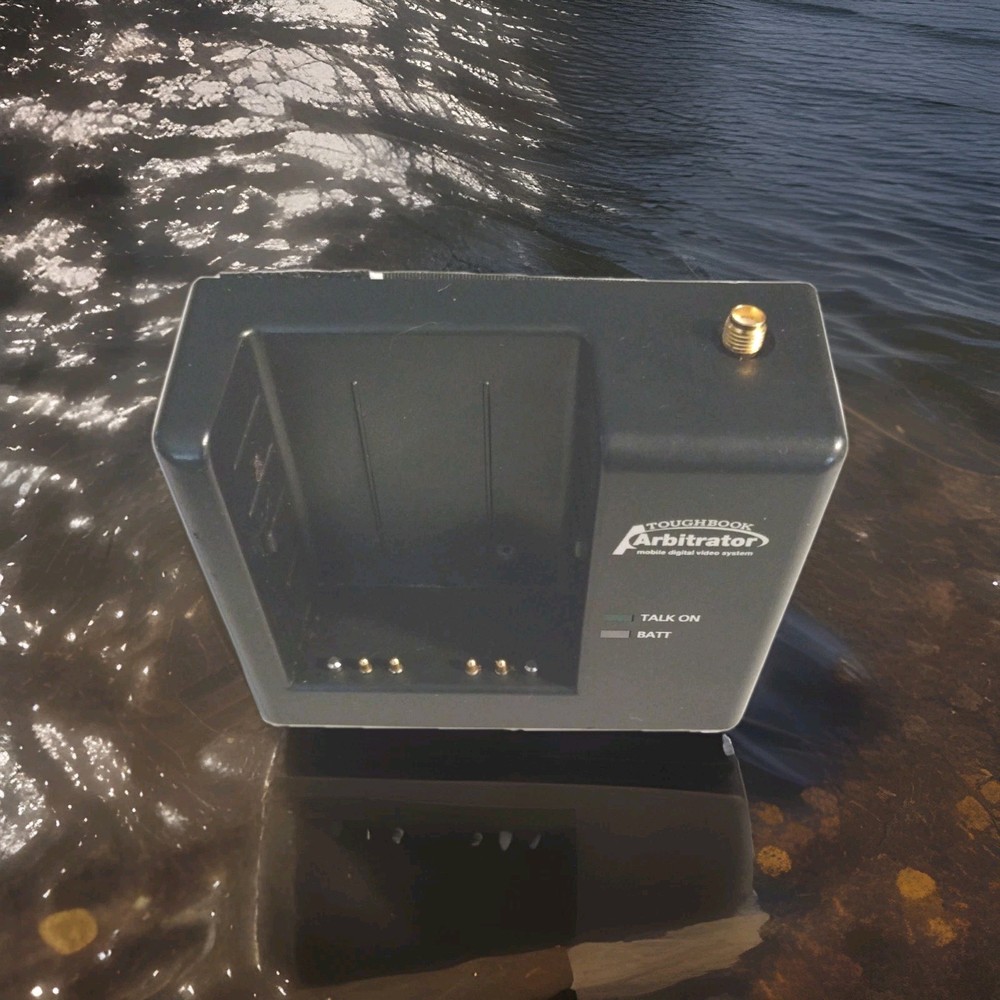 PANASONIC TDSS900H ARBITRATOR 360 WIRELESS TRANSMITTER RECEIVER With Base Microp