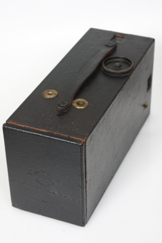 No. 3 Kodak box Camera string set shutter, antique, c. 1895