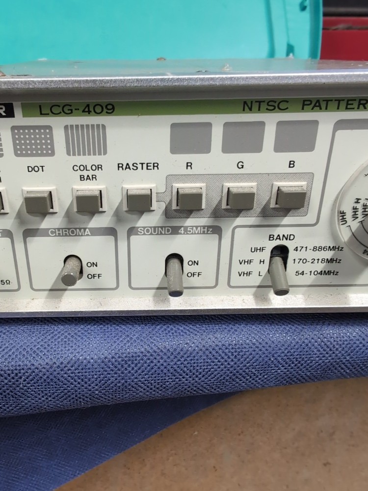 Leader Electronics Model LCG-409 NTSC Pattern Generator LCG409