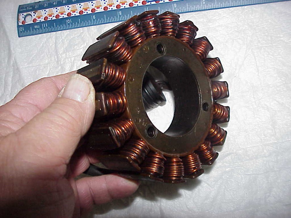 HONDA GOLDWING 1100 STATOR