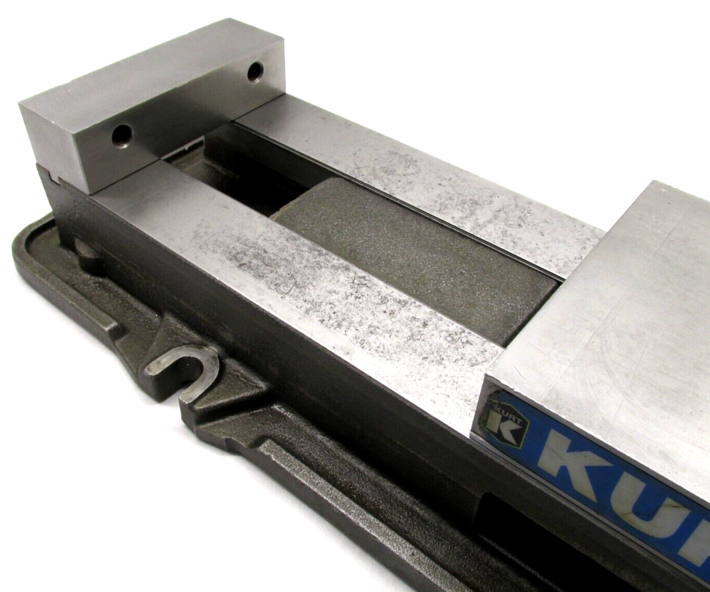 KURT ANGLOCK 6" MILLING MACHINE VISE - #D675