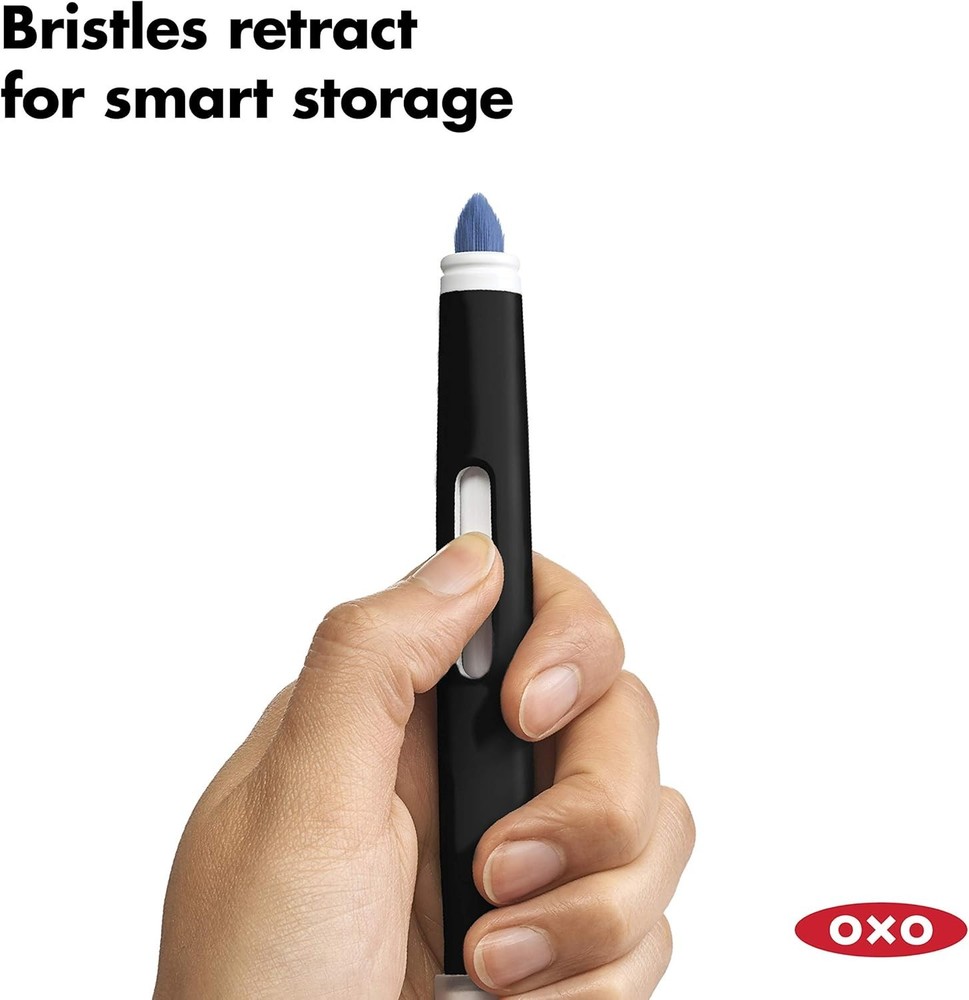 Grips Electronics Cleaning Brush