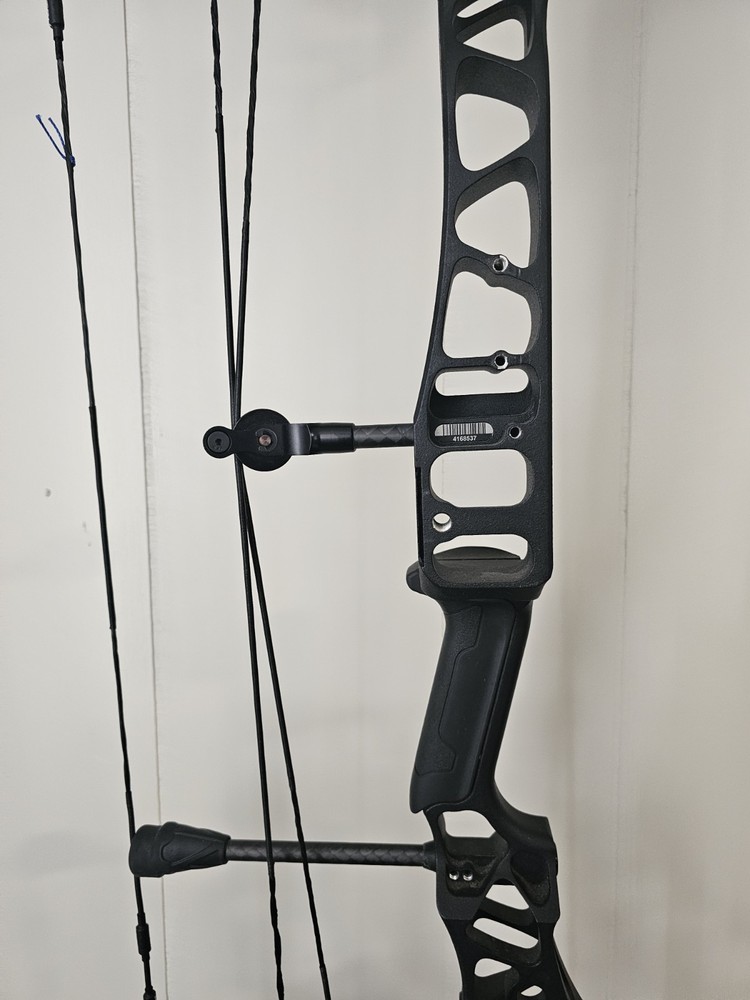 Mathews Vertix Compound Bow