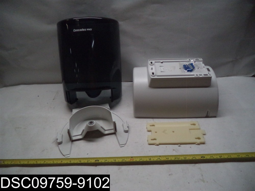 2DH9A1: Cascades Center Pull Towel Dispenser