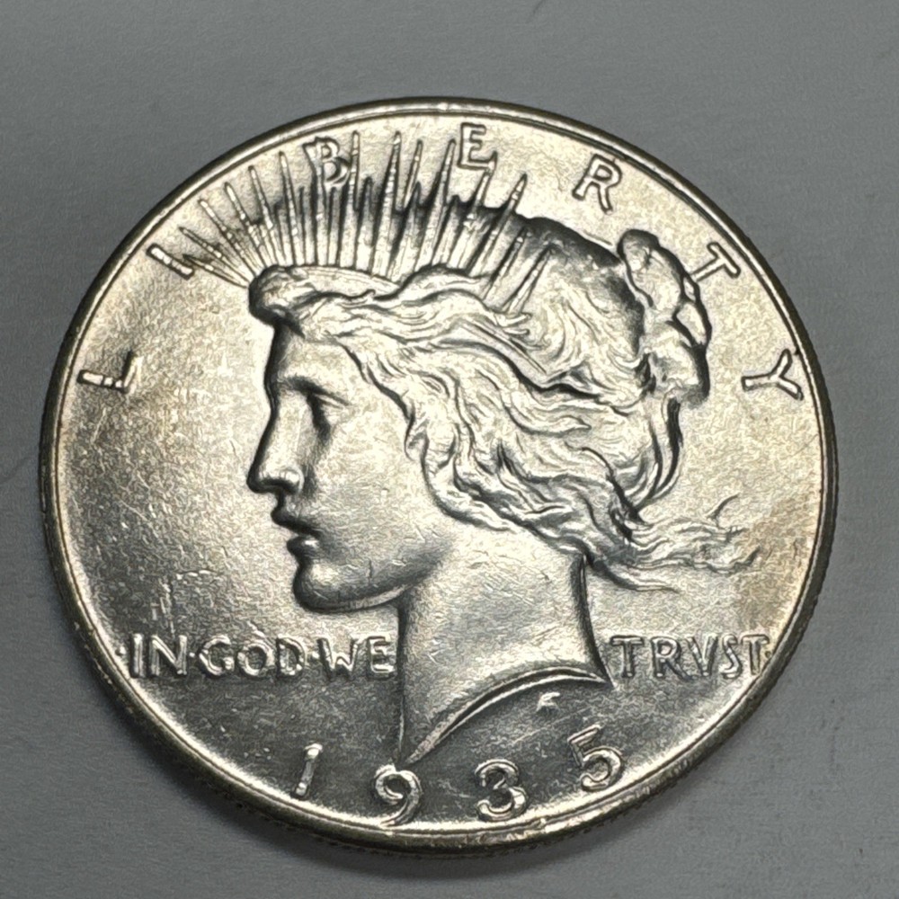 1935 $1 Peace Silver Dollar BU Uncirculated