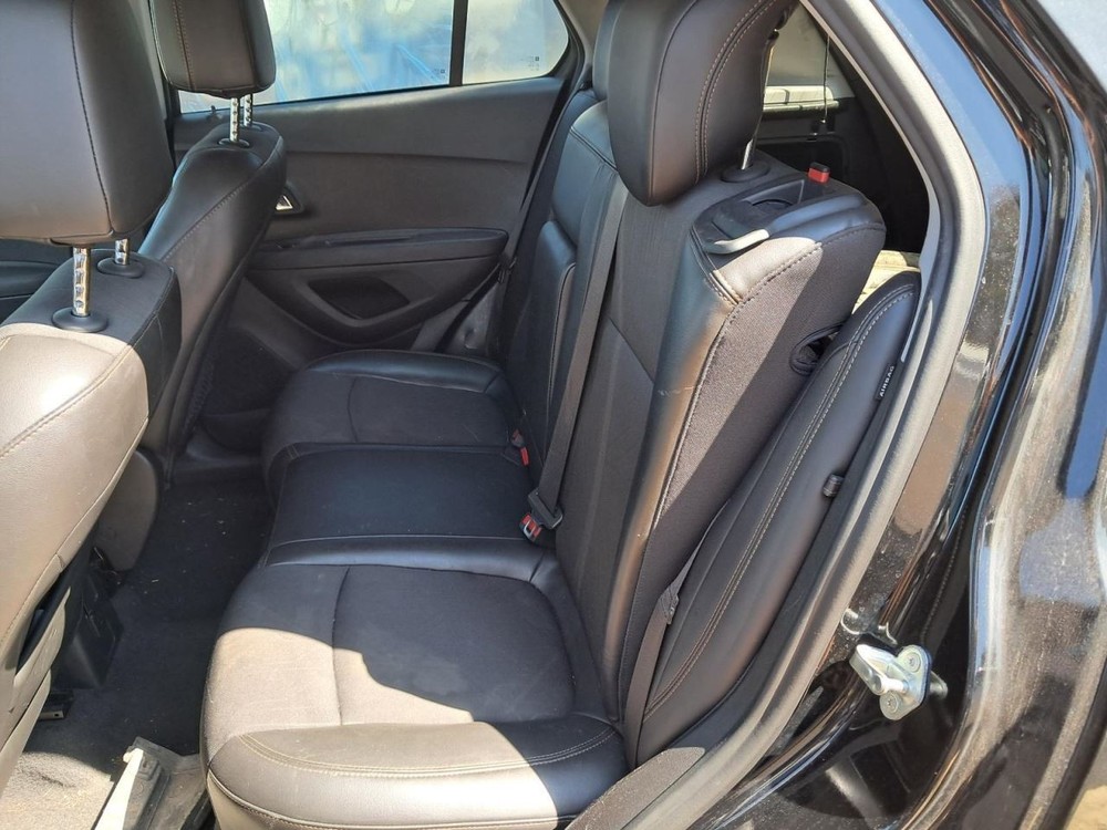 TRAX 2019 Glove Box 4787282