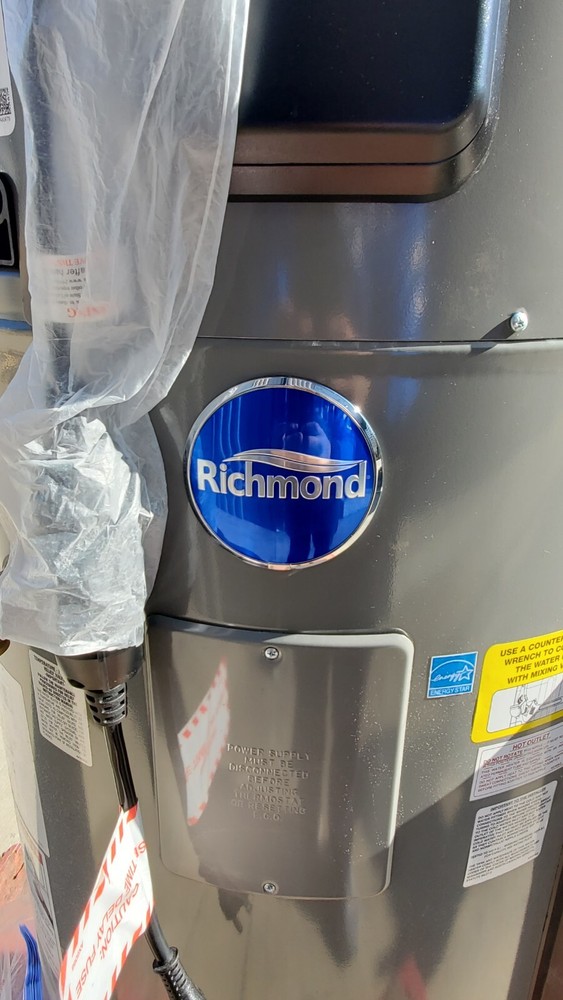 Richmond Encore 50 Gallon 10-Year Plug-in Heat Pump Water Heater with HydroBoost