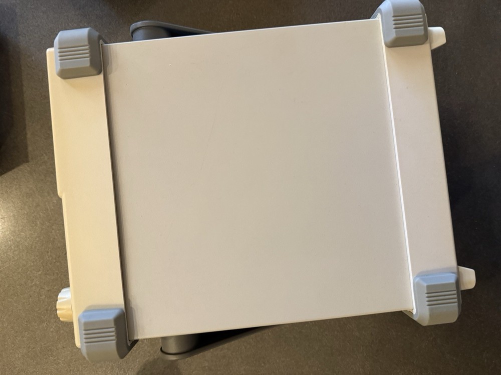 SIGLENT (SDG1025) 25MHz Function/Arbitrary Waveform Generator -125 MSA/S