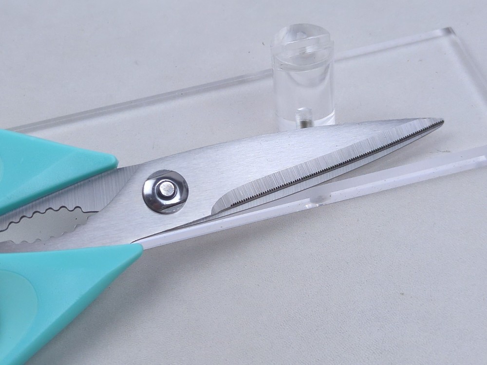 Premium Multi-Purpose Kitchen Shears / Scissors, Heavy Duty, Soft-Grip Handle