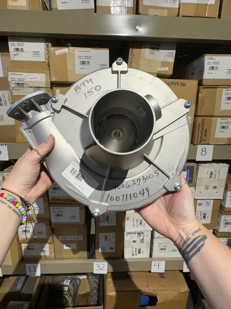 100111049 | 9006273005 | A.O. Smith Blower Assembly BTH 150-100, BTH 150-101