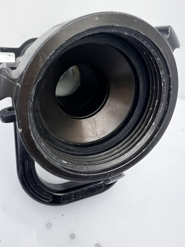 AKRON 2-1/2" SHUTOFF