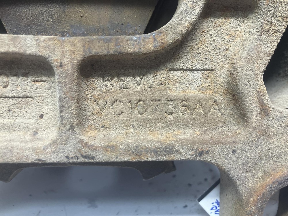 CAT C15 Engine Mount - Used | P/N VC10736AA