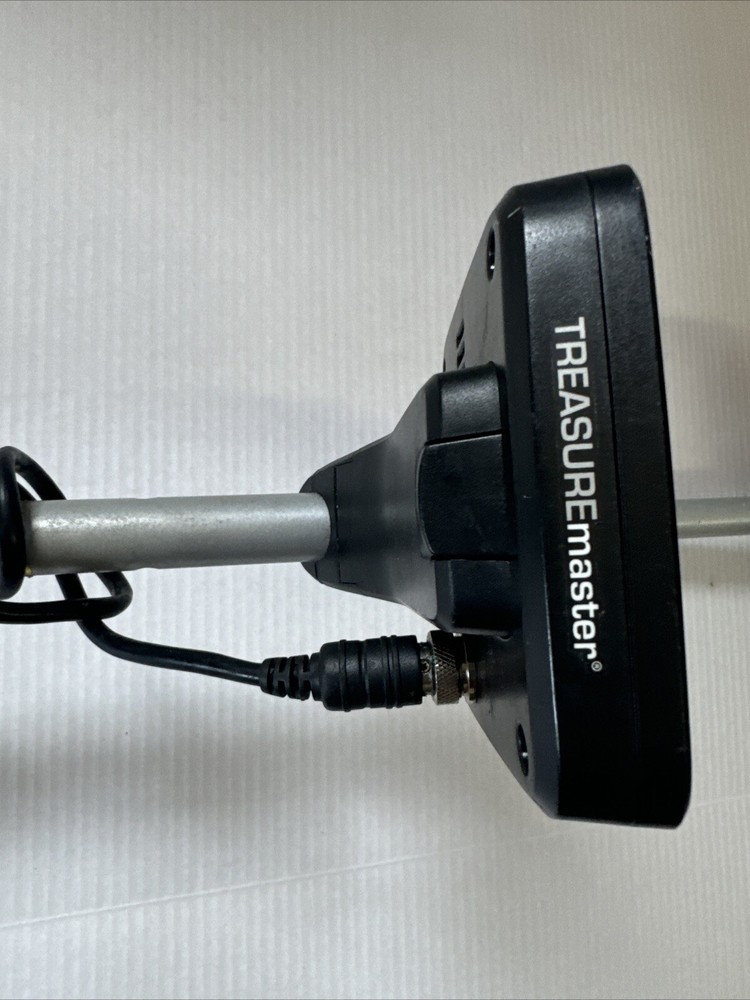 WHITE'S TREASURE MASTER METAL DETECTOR