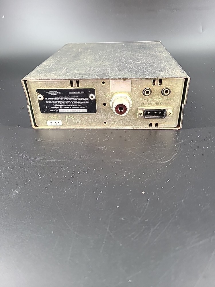 Realistic TRC-427