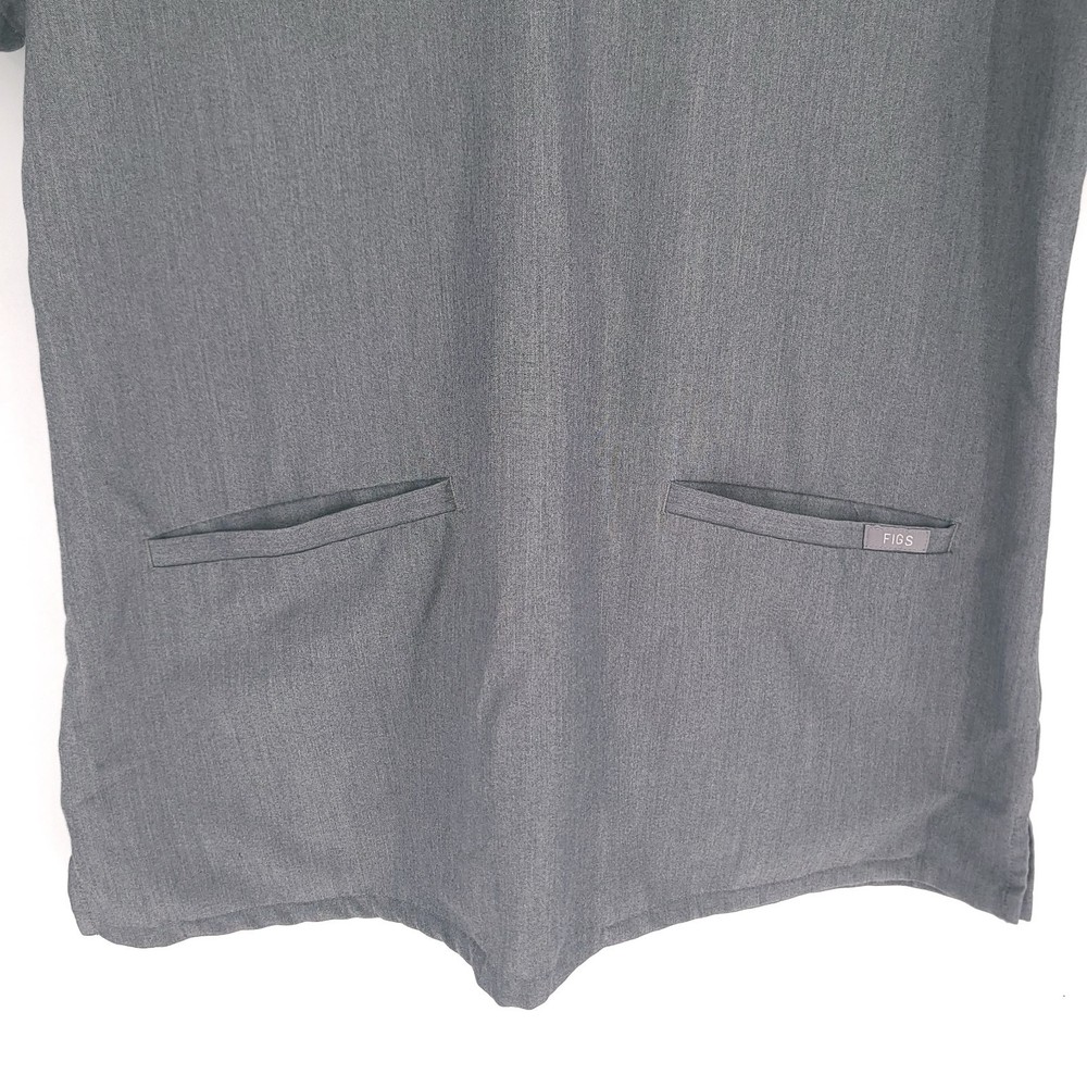 Figs Scrub Top Womens Small Gray Casma Three-Pocket Pullover V Neck