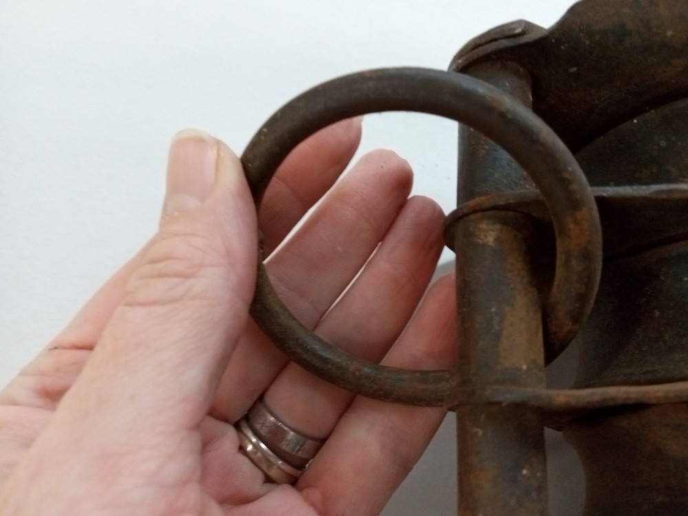 Vintage Cast Iron Triple Rope Pulley