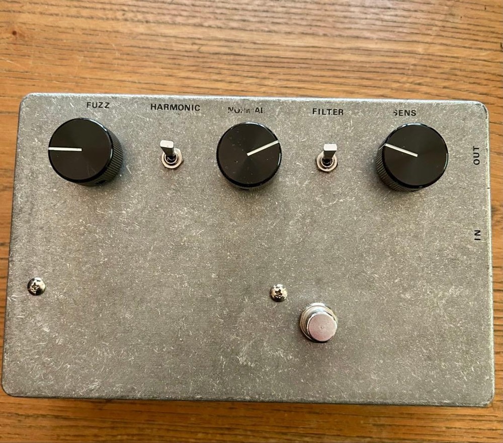 Effect Pedal Fuzz Harmonic Filter