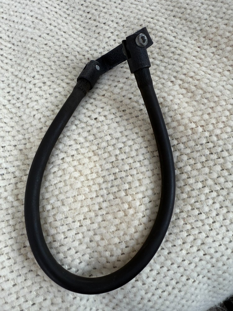 Rubber Hose Archery Wrist Strap