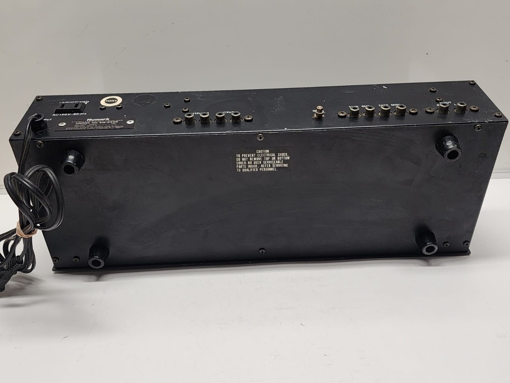 NUMARK EQ 2450 Sterio Frequency Equalizer