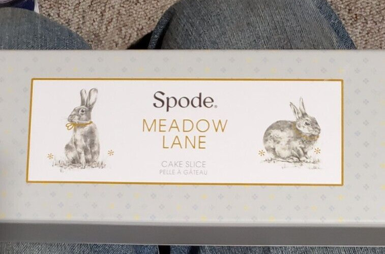 Spode Meadow Lane Porcelain Cake Slice Rabbit Spring Easter Bunny in Box C9