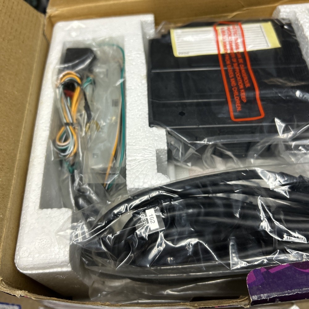 Audiovox 10-Disc CD Changer ACC-52 w/ Remote Control NEW OPEN BOX! NOS